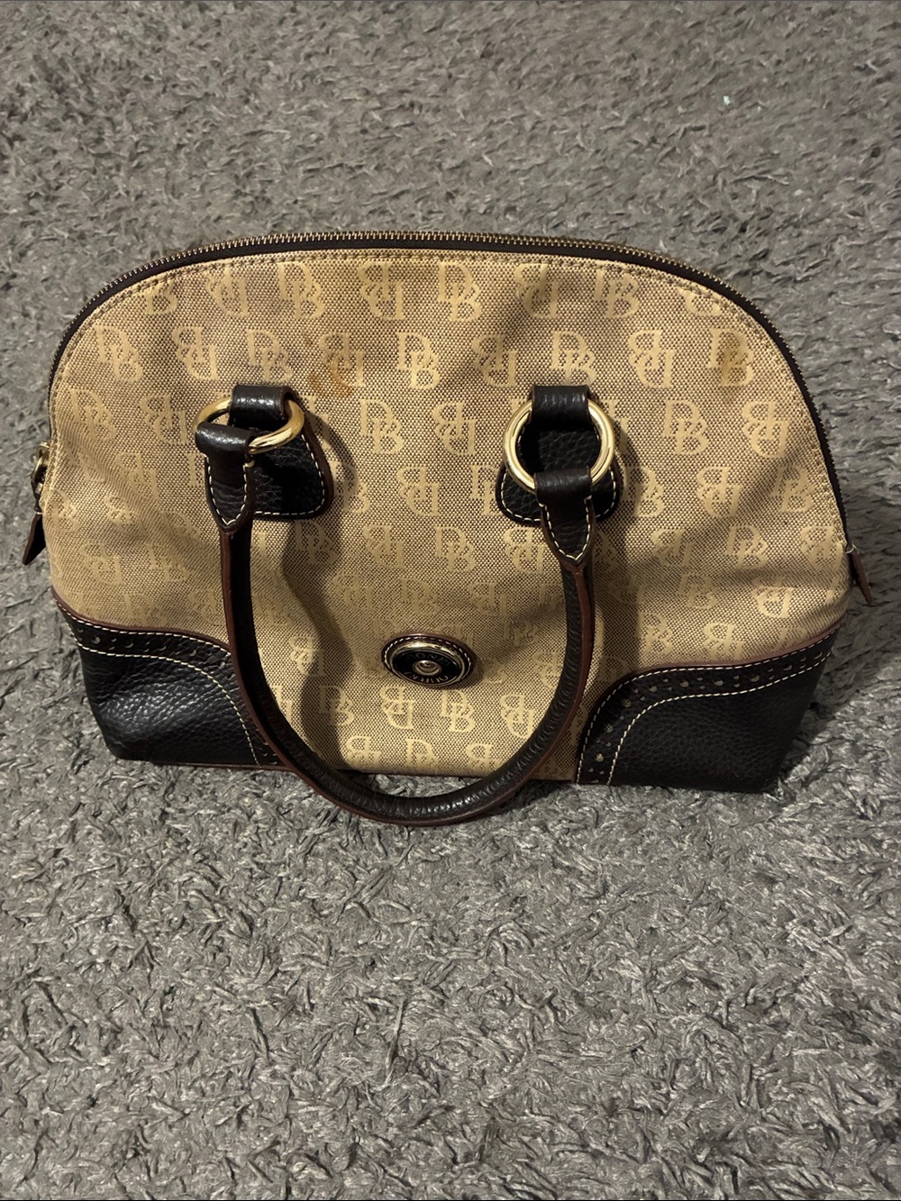 Dooney & bourke handbag - Picture 1 of 6